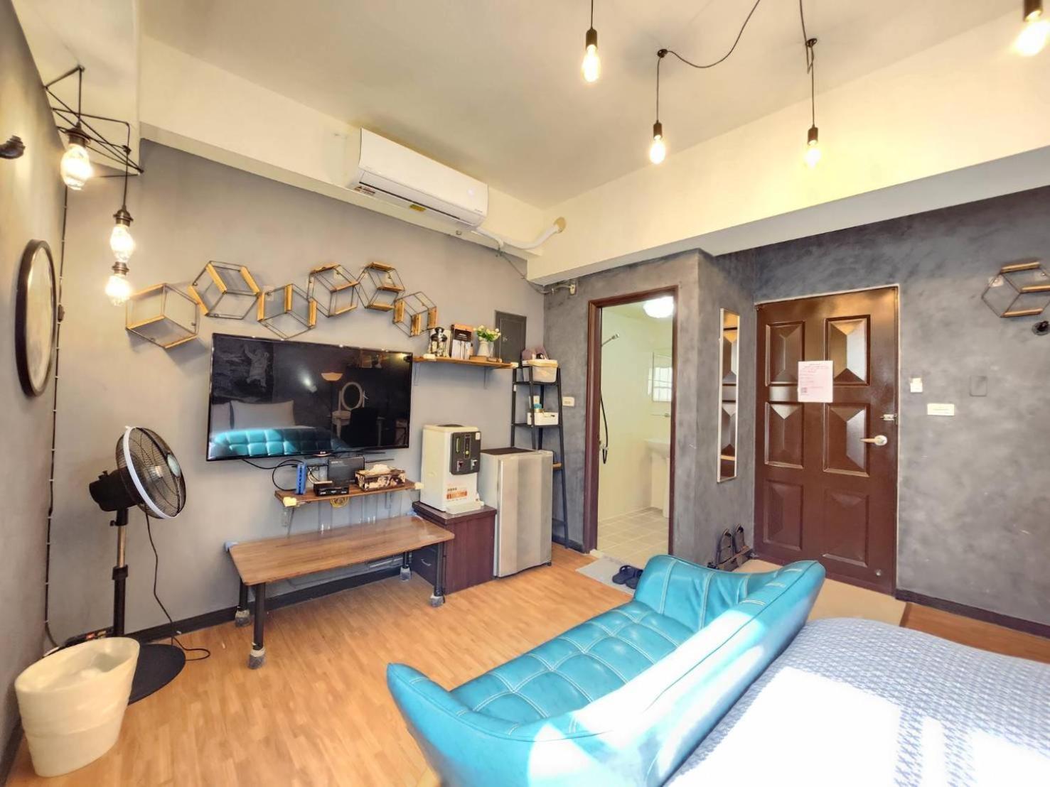 一中喵喵 有統編收據 Hotel Taichung Exterior photo